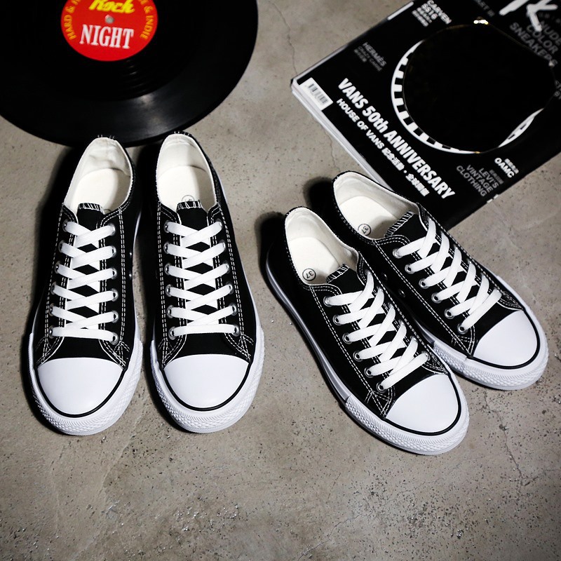 2020  Sepatu Pria Klasik Kanvas Sepatu Pria  Korea Tren Siswa Kain Pasangan Sepatu Kets Putih  Sepat