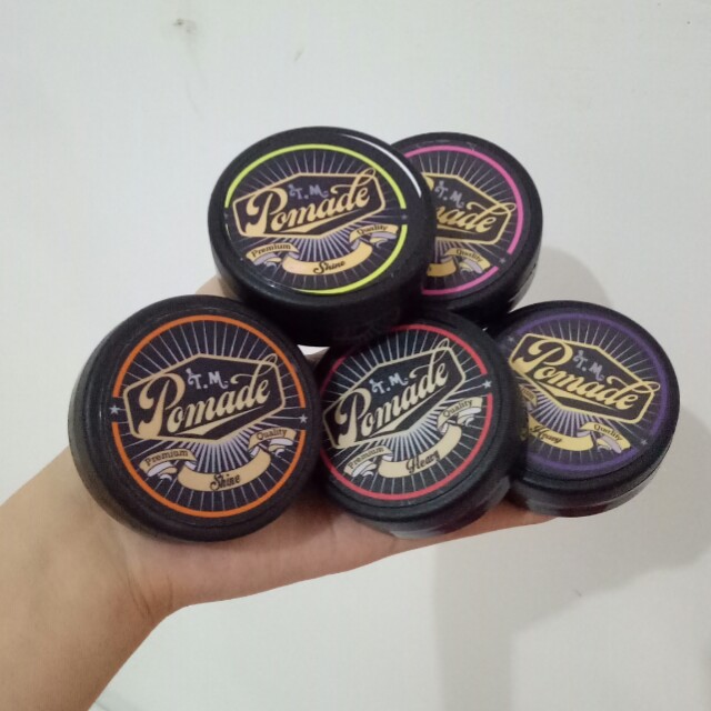 TM POMADE !! Pomade kualitas terbaik, dengan aroma terbaik ukuran 50gram /POMADE MURAH,POMADE GROSIR/BONUS SISIR