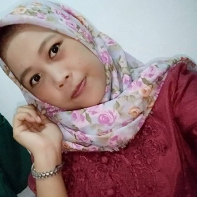 nellyharyani01