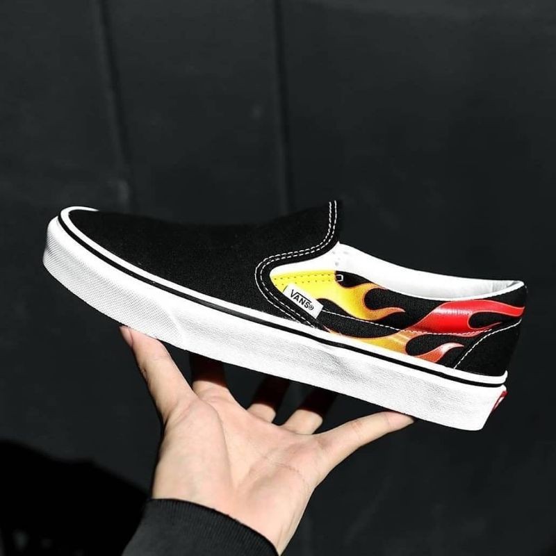 vans slip on flame black