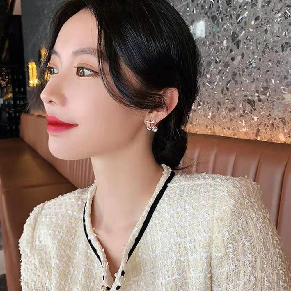 Mxbeauty Cherry Anting Kepribadian Trendi Berlian Imitasi Paduan Temperamen Gadis Anting Gaya Korea Sederhana