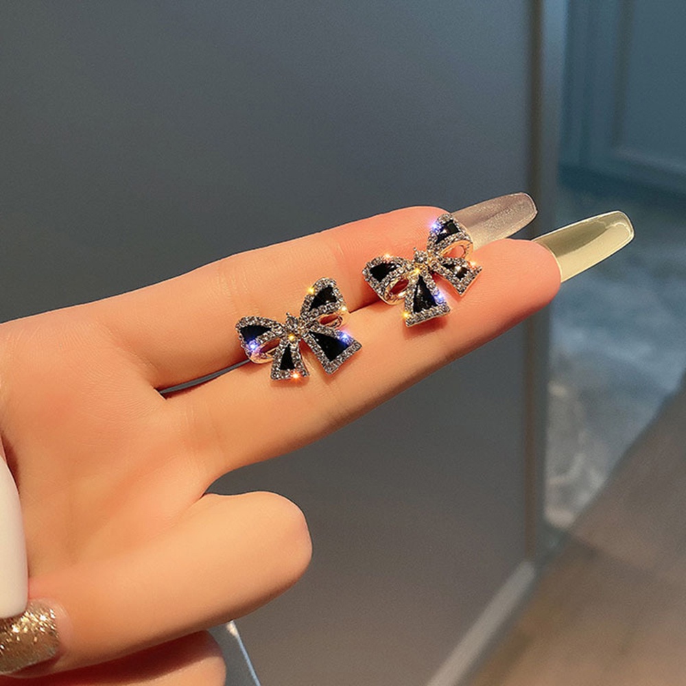 1 Pasang Anting Tusuk Sterling Silver 925 Desain Pita Hias Berlian Hitam Gaya Korea Untuk Wanita