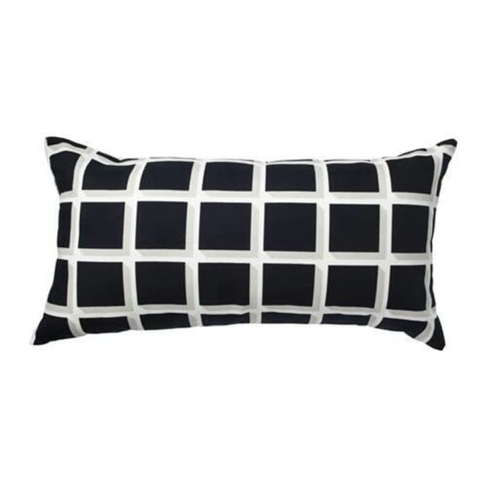 IKEA AVSIKTLIG Bantal Kursi 30x60 cm - Hitam putih