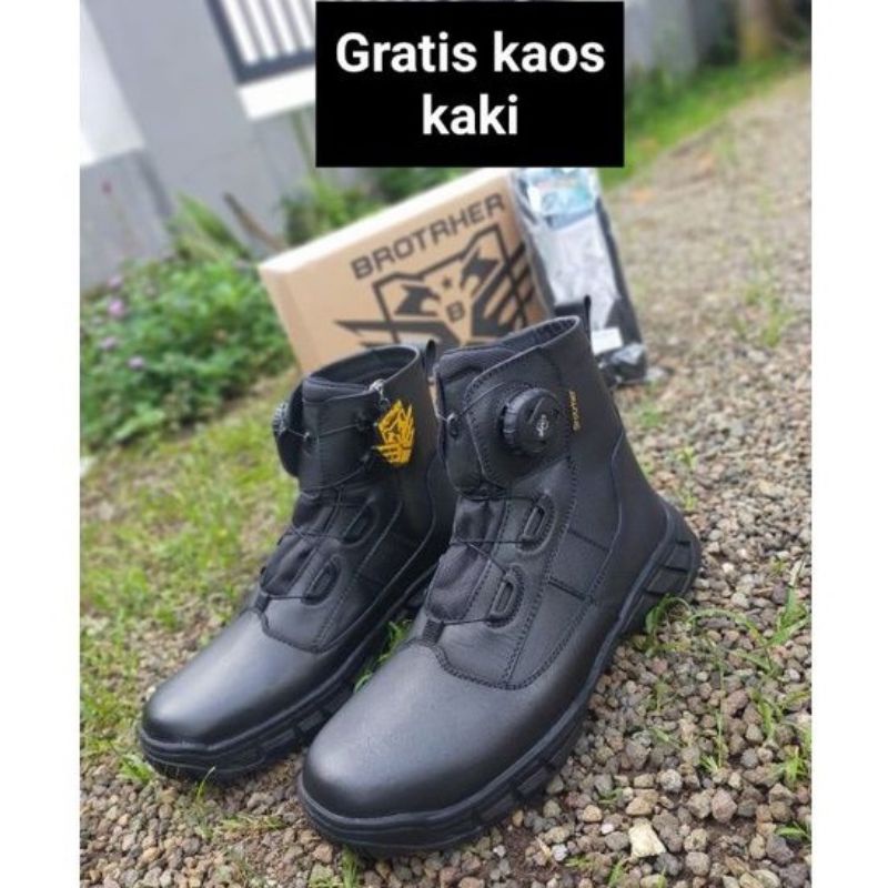 SEPATU PDH TALI PUTAR MAMBA PENDEK