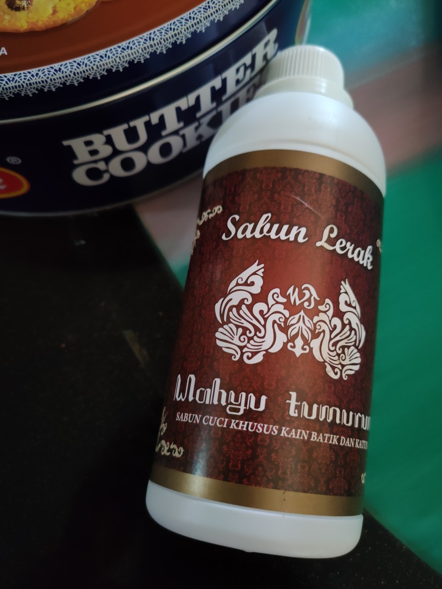 Rumah Jamu Solo - Sabun Cair Lerak Cuci Kain Batik Tulis 500ml