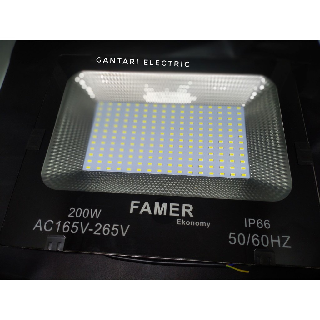 Lampu Sorot Tembak Taman LED Flood Light Famer 200-Watt IP66