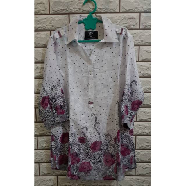 Preloved blouse PRC white