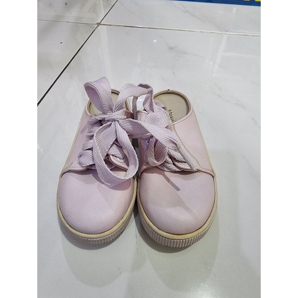 Preloved Sepatu anak khakikakiku