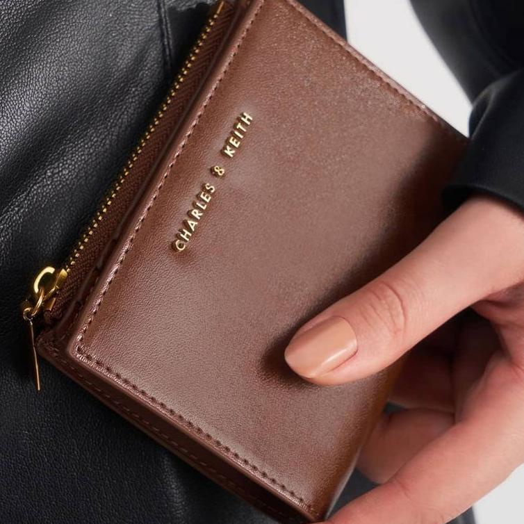 Ready Stock Dompet / Wallet Wanita Import Kekinian Bahan Kulit Top Zip Black / Ivory / Chocholate  K