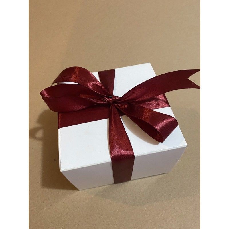 

IVORY SLIDING BOX 13×13×9 IVORY | GIFTBOX | BOX COCOK | BOX PACKING | IVORY PITA | IVORY POLOS