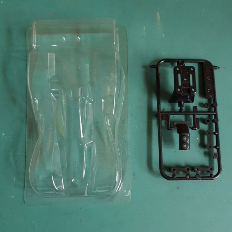 tamiya body magnum saber polycarbonate (tanpa stiker)