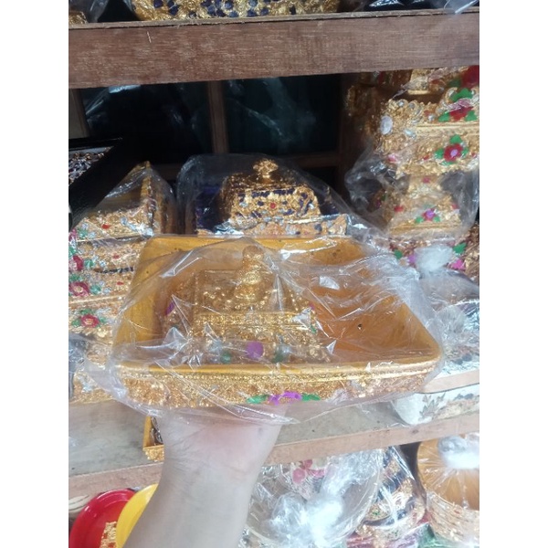 pemuspaan atau tempat bunga atau bokor sodaan