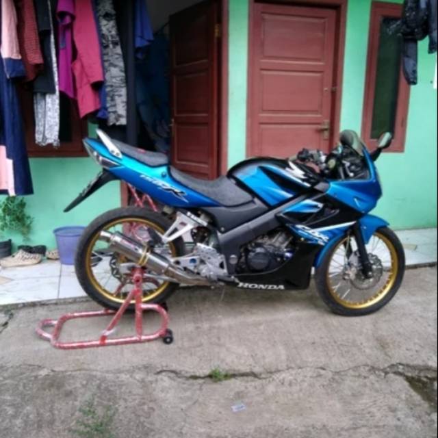 Standar paddock universal n model jalu V