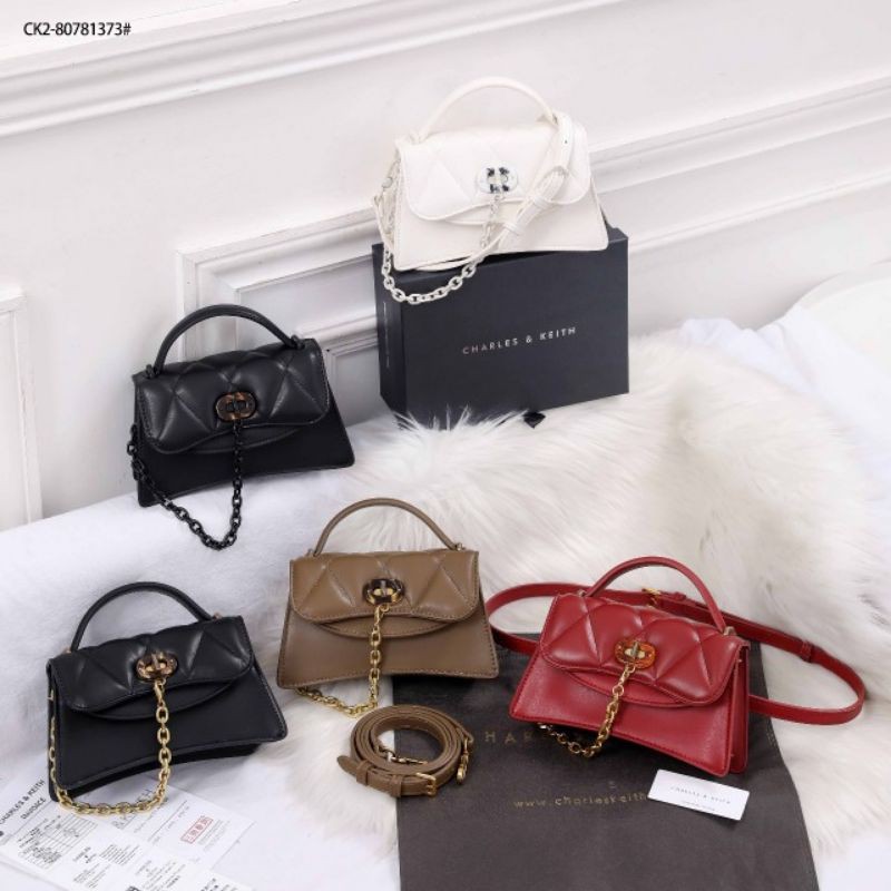 tas import C.k Padded Chain Link Bag #CK2-80781373