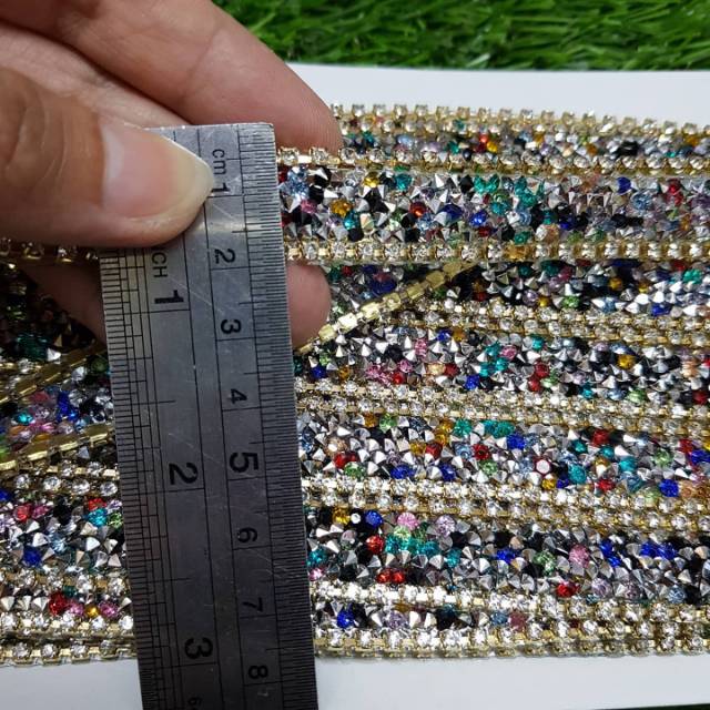 APLIKASI GOSOK CRYSTAL MULTI WARNA PER YARD