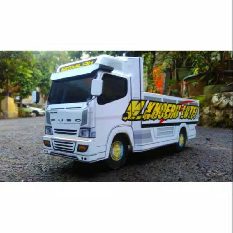 Miniatur truk canter mainan anak truck canter