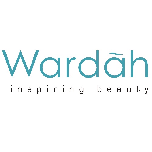 Wardah C-Defense Energizing Creamy Wash-Pembersih Wajah  HiGrade Vitamin C dan Menjaga Kelembaban