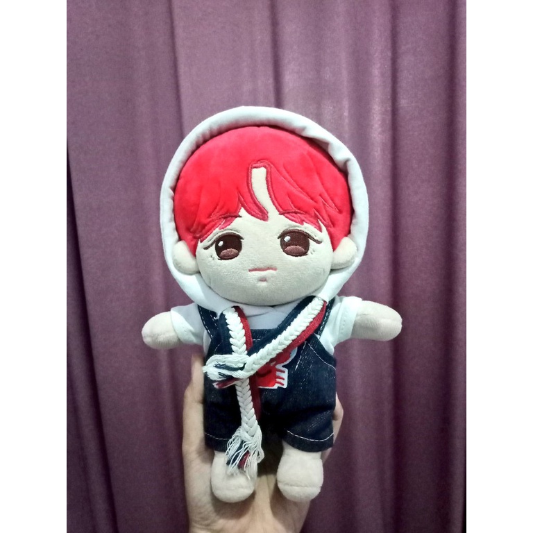 PARK JIHOON DOLL CHERRYWINK 20 CM WANNA ONE