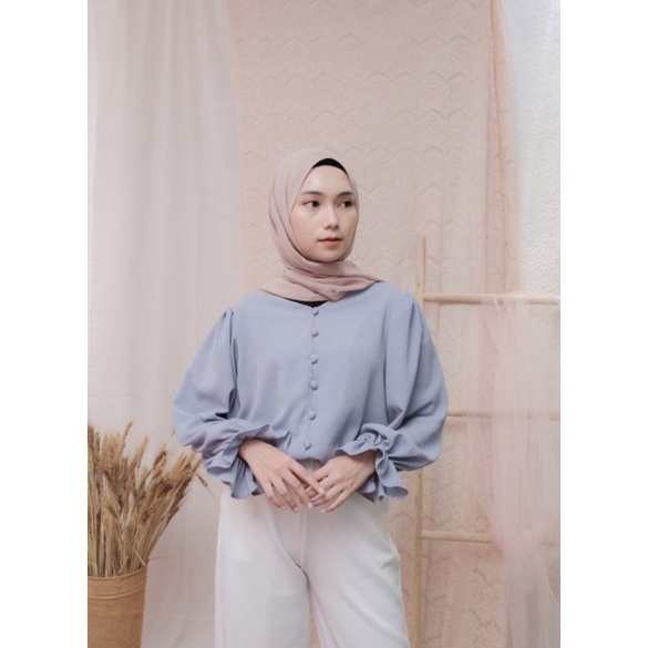 Viore Blouse by edmee.outfit