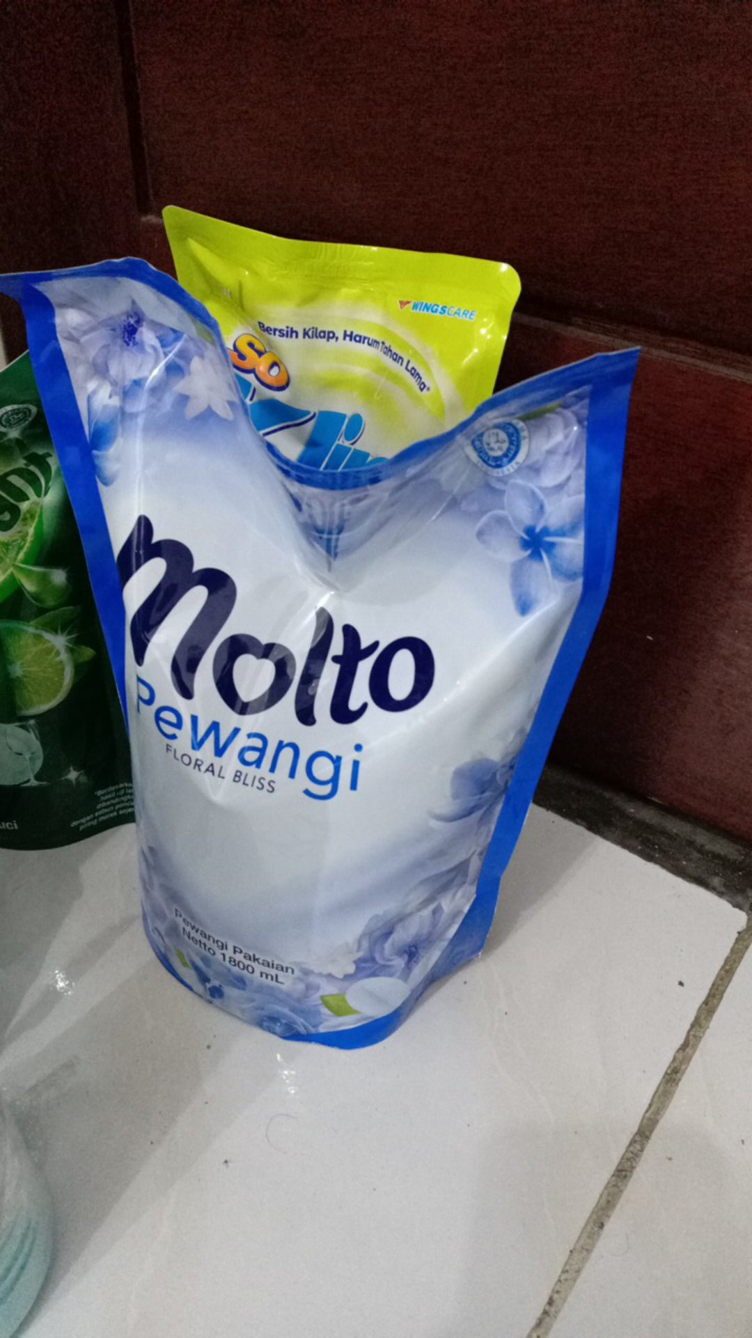 Molto Pewangi 1800ml