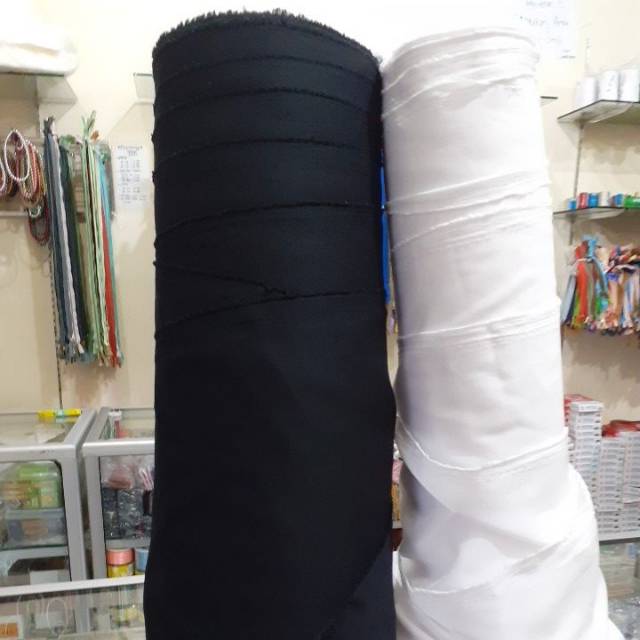 TRIKOT R22 HITAM dan PUTIH