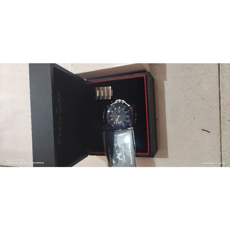 jam Alexandre Christie 9205 second