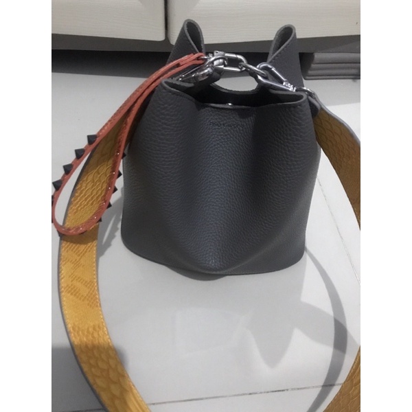 tas find kapoor pingo bag 20 grey studs line orange dan pearl white PRELOVED