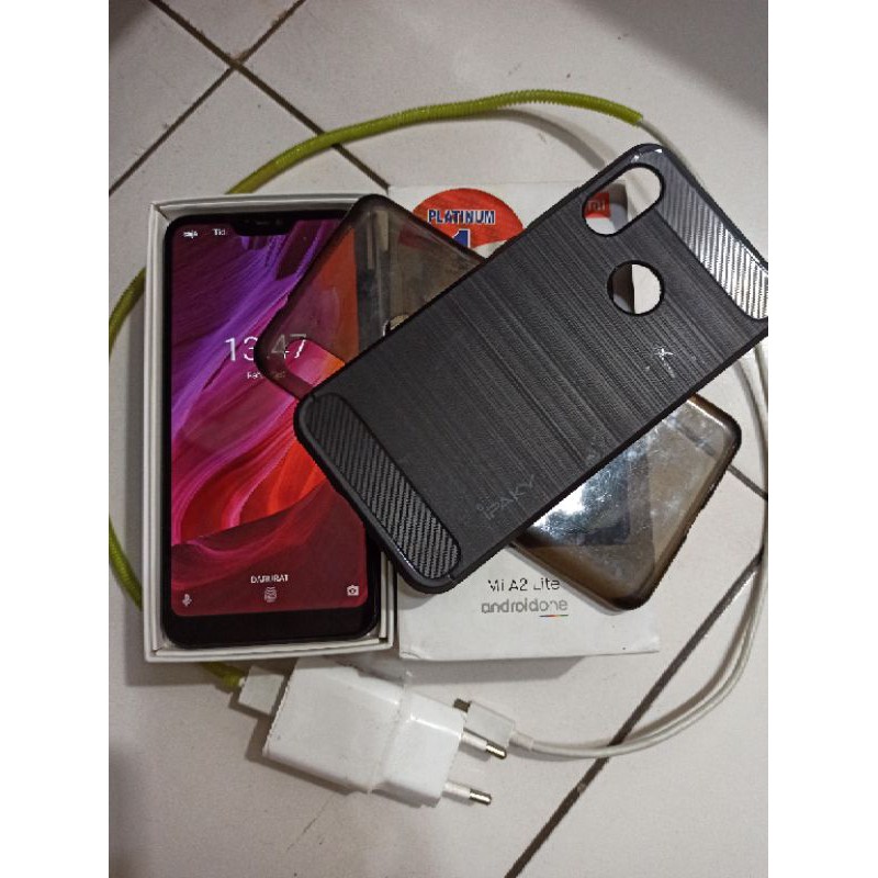 xiaomi mi a2 lite hitam ram 4/64 second preloved bekas