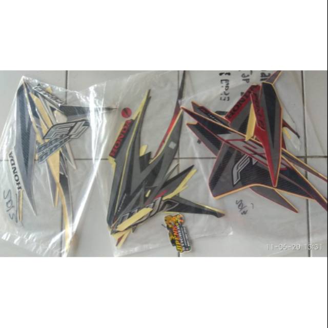 Striping,stiker body motor VARIO 125 OLD