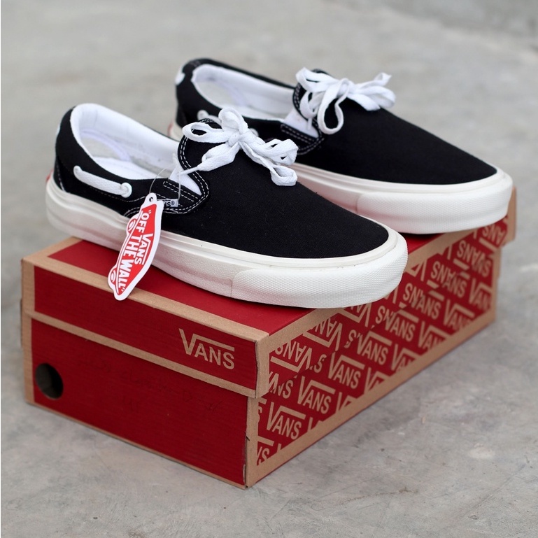 V SLIP ON LACEY FULL SUEDE HITAM PREMIUM