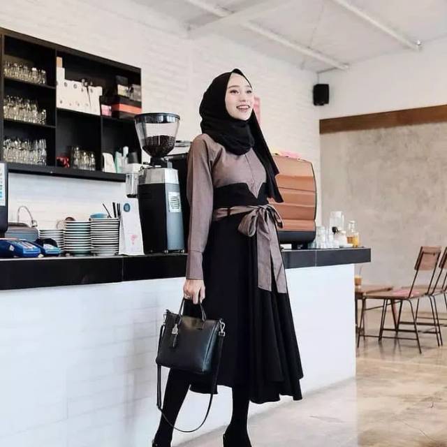 Baju Atasan Tunik Wanita Muslim Terbaru Julie Tunik Murah