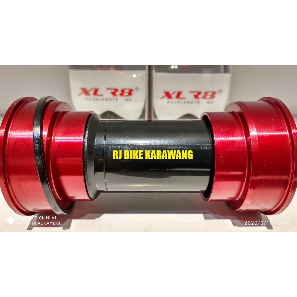 BB XLR8 Ceramic HT 2 Presfit Red