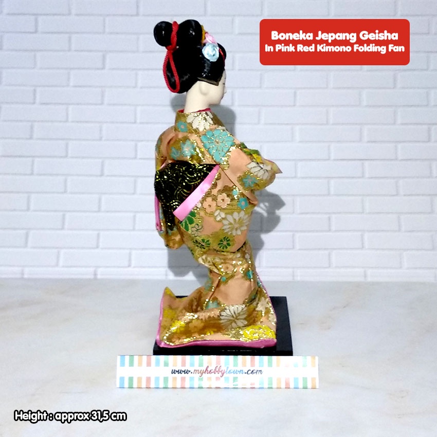 Boneka Jepang Geisha Kimono Cream Pink Kipas Lipat Folding Fan Sedang