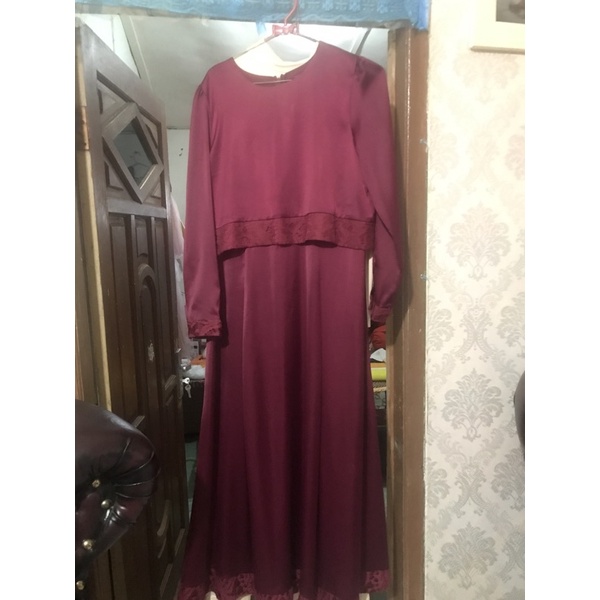 dress maroon / dress kondangan