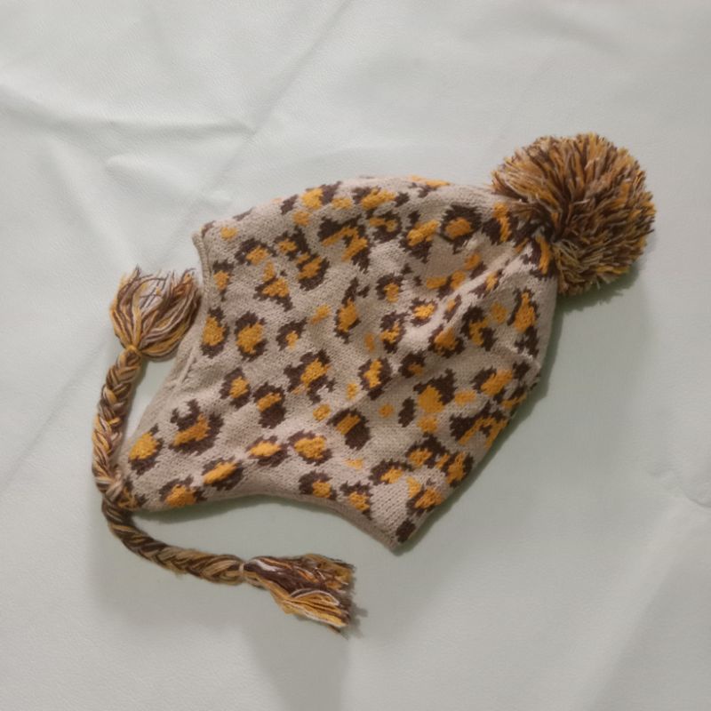 beanie hat kupluk pompom preloved