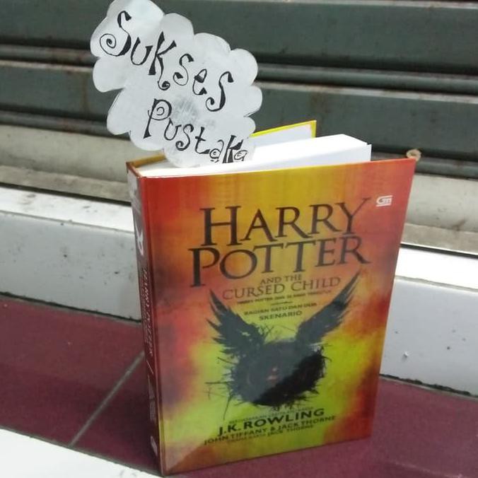 Harry Potter And The Cursed Child - HARRY POTTER HARD COVER JILID 8 BERGARANSI