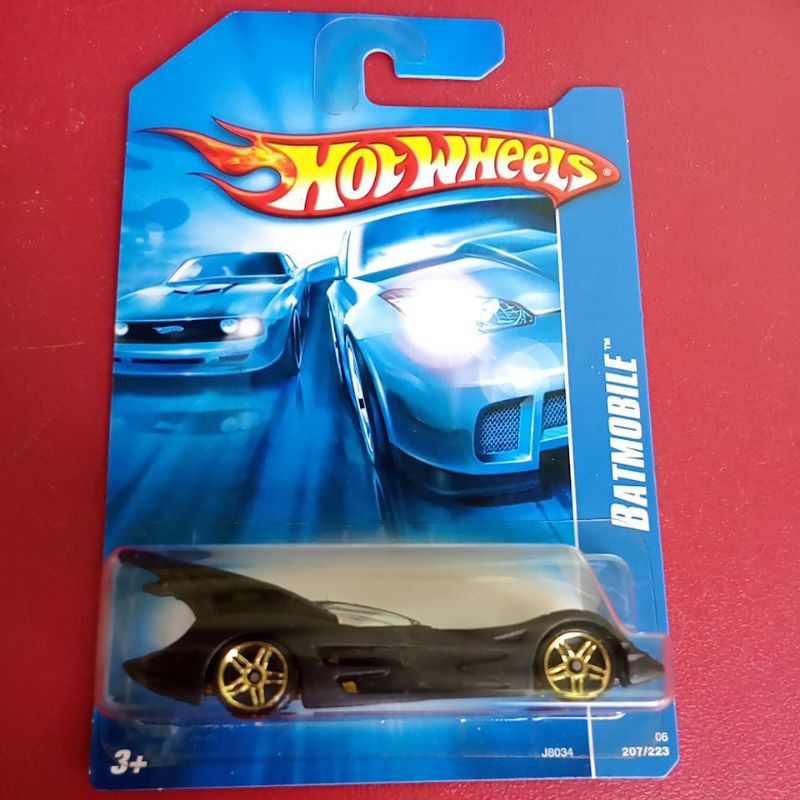 Hot wheels BATMOBILE.