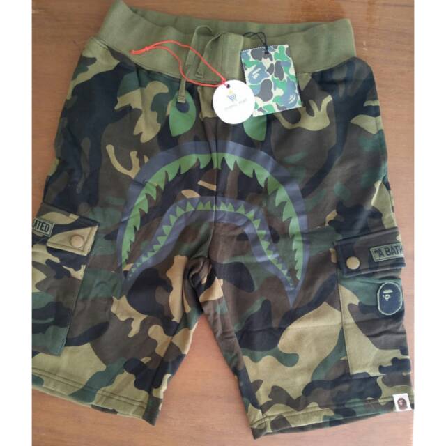 Celana BATHING APE CAMMO SHARK MIRROR QUALITY ( unisex )