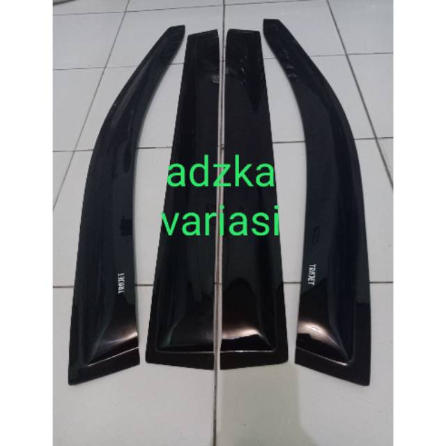 Talang air hyundai trajet slim 3m