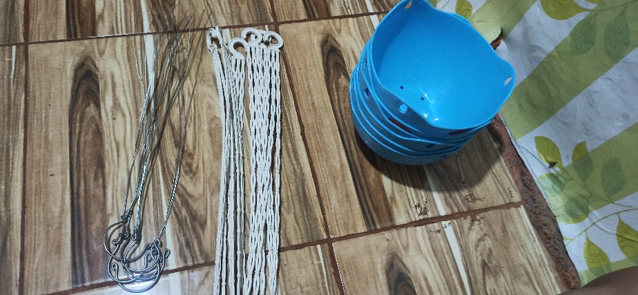 Kawat Tali Gantung Pot Tanaman