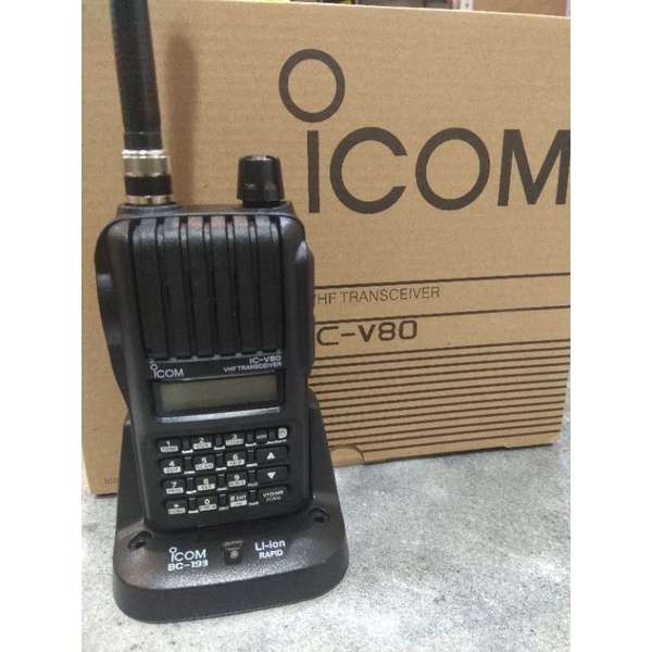 Ht icom v80 vhf ht handy  talkie