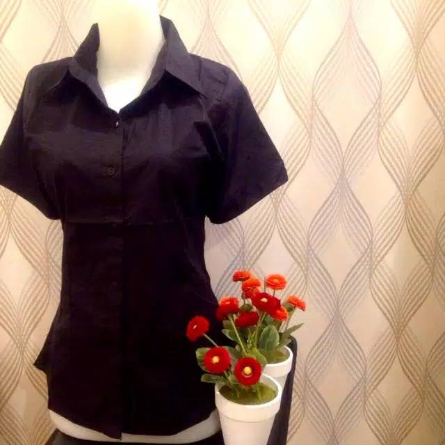 KEMEJA HITAM POLOS PENDEK WANITA/KEMEJA FORMAL HITAM CEWEK/KEMEJA KERJA KATUN WANITA/HEM CEWEK