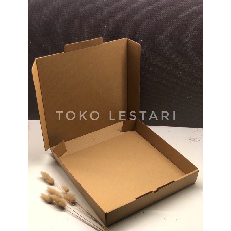 Box Kardus E-Flute Coklat Untuk Packaging Olshop Sovenir Baju Kotak Kado Hampers Pizza 31x31x5 CM