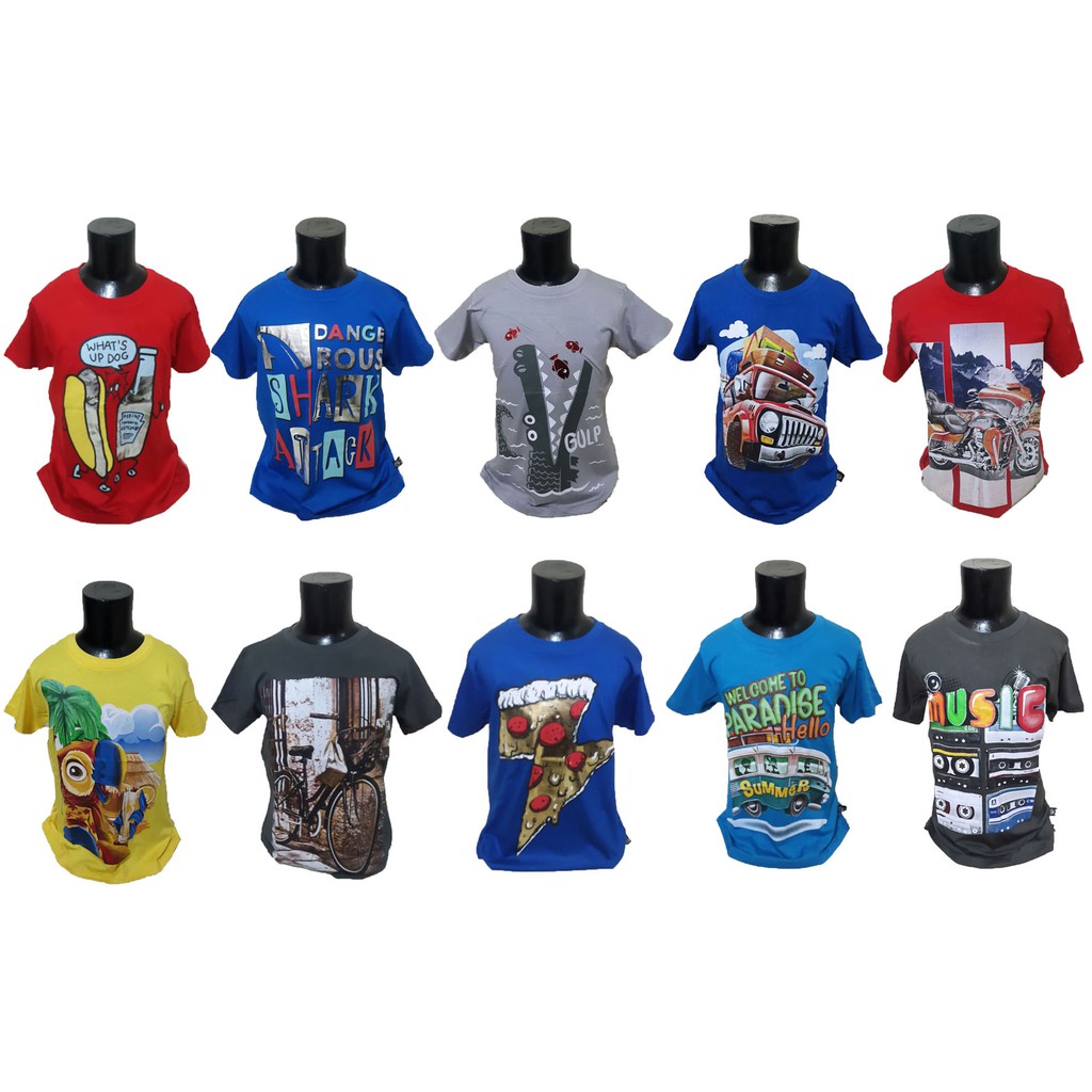 Baju anak laki-laki ukuran kecil