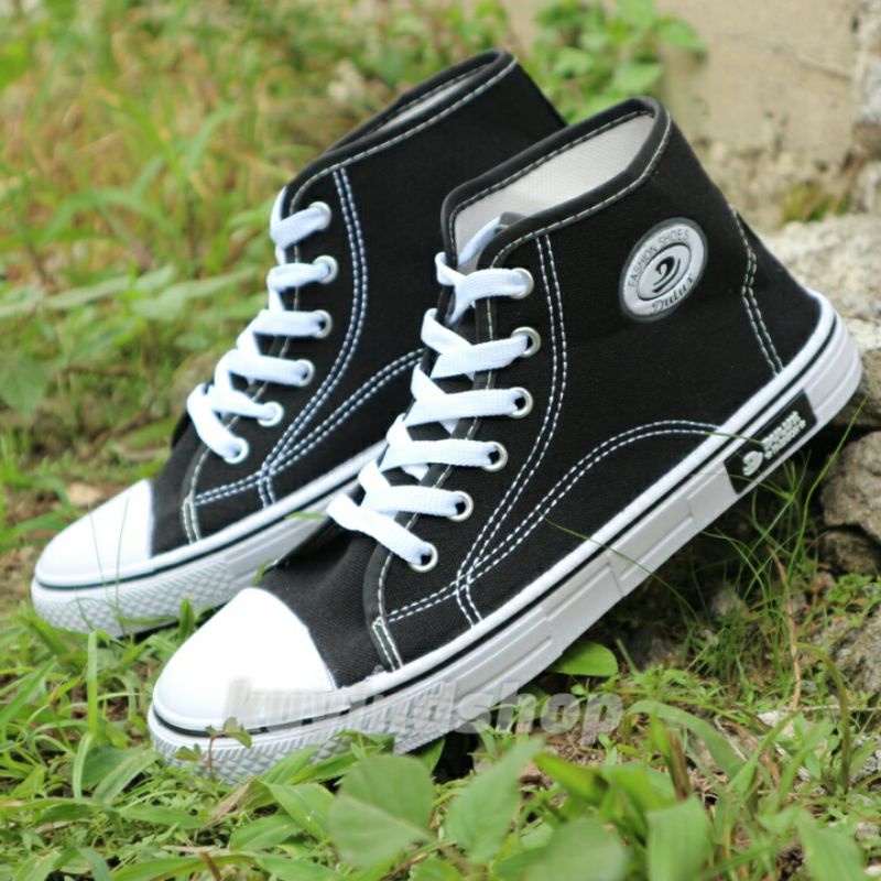 Sepatu converse all star hitam high/sepatu warior converse hitam