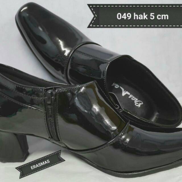 Sepatu PDH