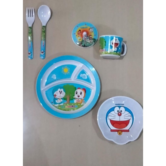 piring baby doraemon set