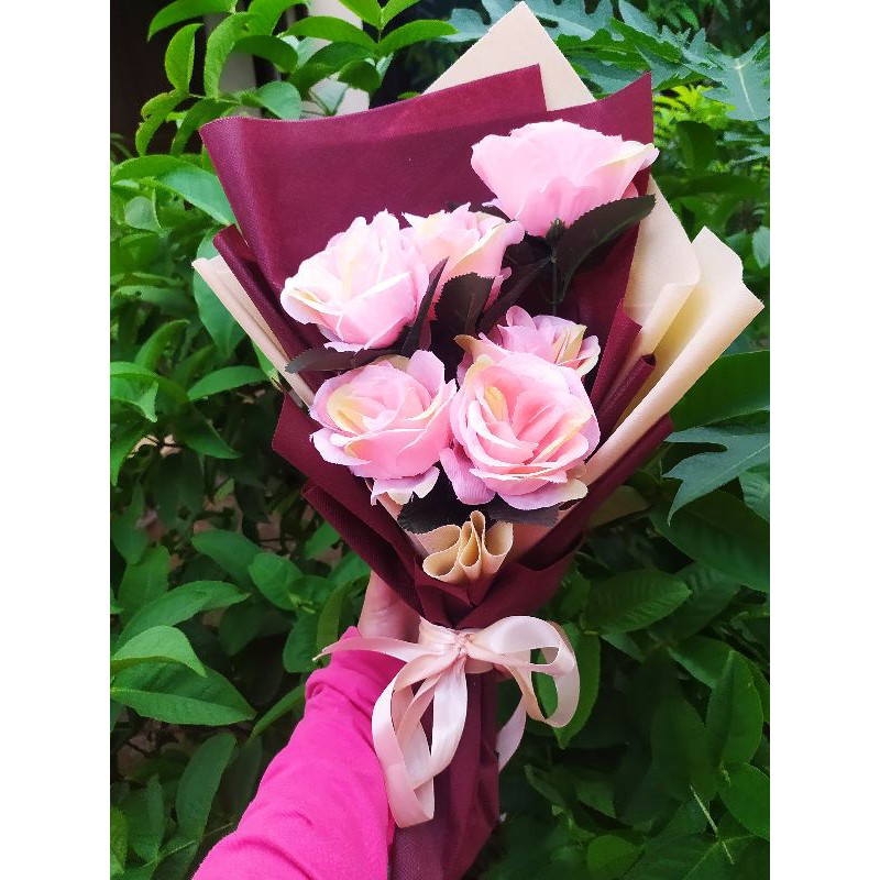 (S) Buket bunga artificial buket wisuda hadiah ulangtahun hadiah pacar buket bunga palsu