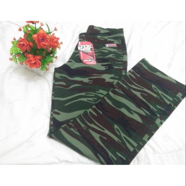 Celana Loreng Unclewest Ukuran L