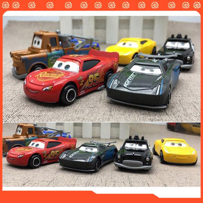 Mainan Mobil Model Truk Cars 2 McQueen Bahan Metal untuk Hadiah Anak